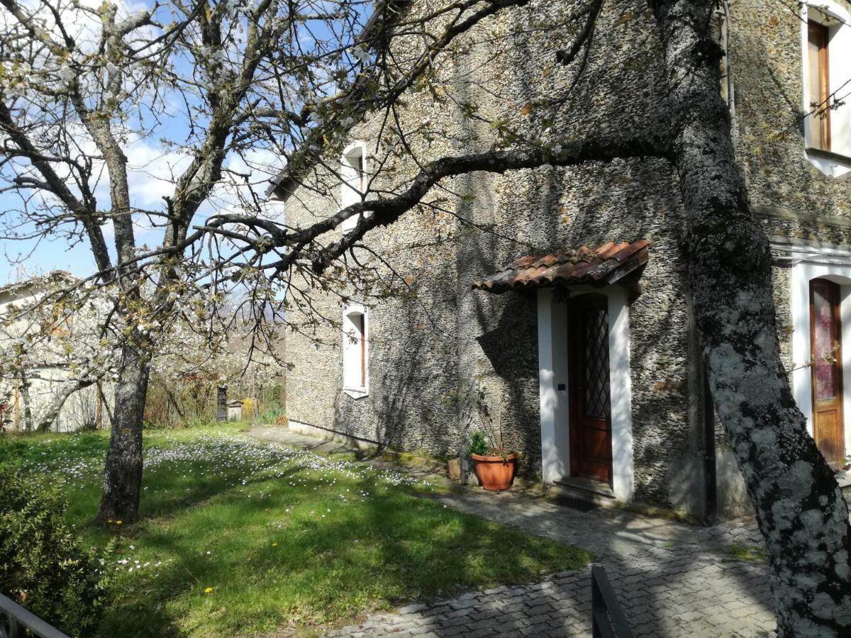 Casa Nel Verde Decollatura Eksteriør bilde